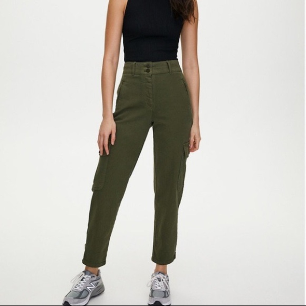 Aritzia modern cargo pants
